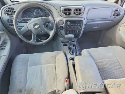 Zdjęcie 8 z 14 samochodu: 2008 CHEVROLET TRAILBLAZER LS VIN:1GNDS13S382244456 - miniatura