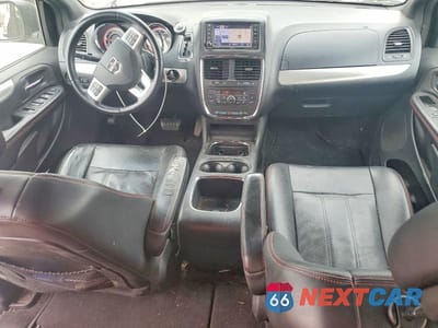 Zdjęcie 8 z 12 samochodu: 2012 DODGE GRAND CARAVAN R/T VIN:2C4RDGEG1CR374136 - miniatura