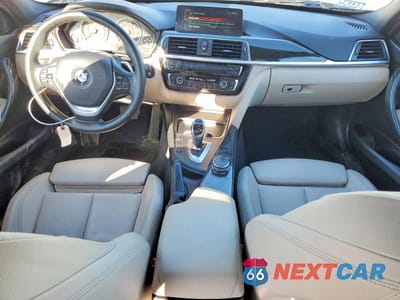 Zdjęcie 8 z 12 samochodu: 2017 BMW 330 XI VIN:WBA8D9G51HNU59983 - miniatura