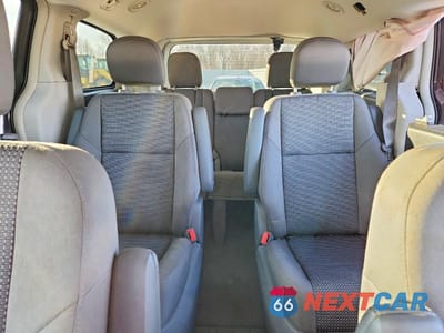 Zdjęcie 10 z 12 samochodu: 2013 VOLKSWAGEN ROUTAN S VIN:2C4RVAAG0DR725409 - miniatura