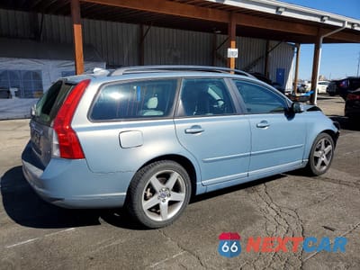 Trzecie zdjęcie samochodu z tyłu: 2008 VOLVO V50 2.4I VIN:YV1MW382782423949 - miniatura