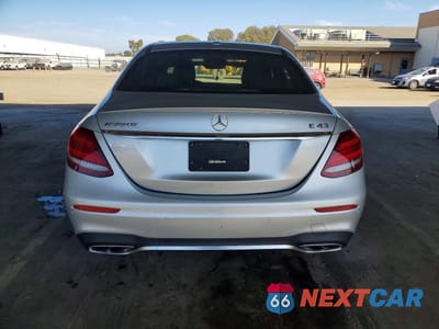 Zdjęcie 6 z 11 samochodu: 2018 MERCEDES-BENZ E 43 4MATIC AMG VIN:WDDZF6EB0JA398007 - miniatura