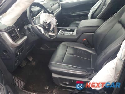 Zdjęcie 7 z 13 samochodu: 2023 FORD EXPEDITION XLT VIN:1FMJU1J86PEA50025 - miniatura
