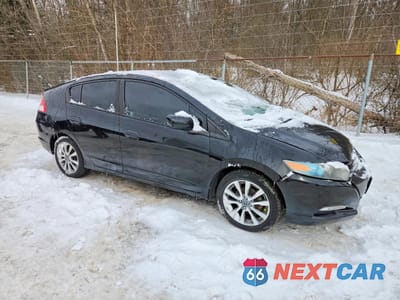 Czwarte zdjęcie samochodu z boku: 2011 HONDA INSIGHT LX VIN:JHMZE2H54BS001839 - miniatura