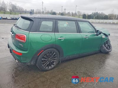 Trzecie zdjęcie samochodu z tyłu: 2020 MINI COOPER S CLUBMAN VIN:WMWLV7C01L2M94331 - miniatura