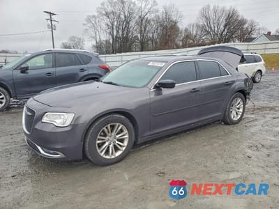 2015 CHRYSLER 300C 2C3CCAEG2FH853993 - główne zdjęcie licytacji z USA - miniatura