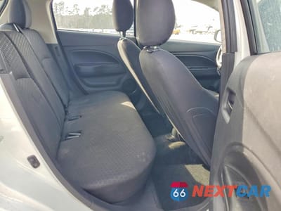 Zdjęcie 10 z 13 samochodu: 2015 MITSUBISHI MIRAGE DE VIN:ML32A3HJ2FH049444 - miniatura
