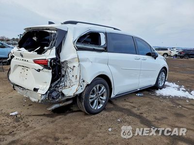 Trzecie zdjęcie samochodu z tyłu: 2022 TOYOTA SIENNA XSE VIN:5TDDSKFC3NS053580 - miniatura
