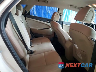 Zdjęcie 11 z 12 samochodu: 2016 HYUNDAI TUCSON LIMITED VIN:KM8J3CA47GU035373 - miniatura