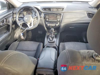 Zdjęcie 8 z 14 samochodu: 2017 NISSAN ROGUE SV VIN:KNMAT2MV2HP569013 - miniatura