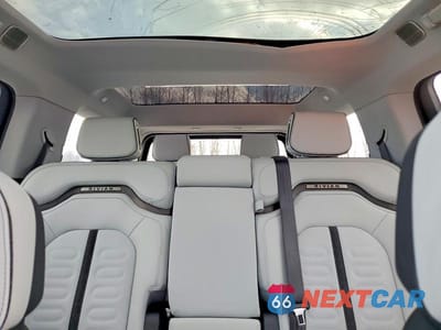 Zdjęcie 10 z 12 samochodu: 2025 RIVIAN R1S ADVENTURE VIN:7PDSGBBA7SN071961 - miniatura