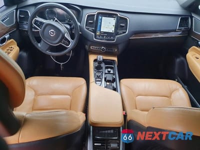 Zdjęcie 8 z 12 samochodu: 2017 VOLVO XC90 T6 VIN:YV4A22PK8H1116597 - miniatura