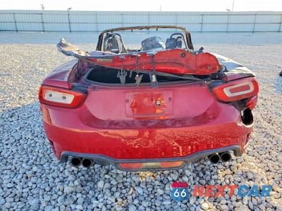 Zdjęcie 6 z 11 samochodu: 2017 FIAT 124 SPIDER CLASSICA VIN:JC1NFAEK0H0113542 - miniatura
