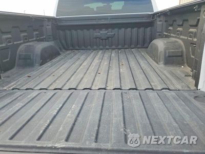 Zdjęcie 10 z 14 samochodu: 2021 CHEVROLET SILVERADO K1500 LT VIN:3GCUYDED8MG404422 - miniatura