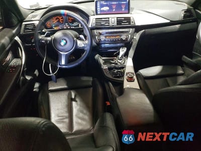 Zdjęcie 8 z 12 samochodu: 2013 BMW 335 I VIN:WBA3A9C55DF475066 - miniatura