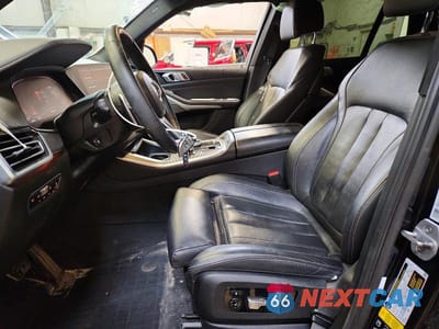 Zdjęcie 7 z 13 samochodu: 2021 BMW X5 XDRIVE40I VIN:5UXCR6C05M9E09986 - miniatura