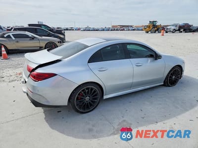 Trzecie zdjęcie samochodu z tyłu: 2023 MERCEDES-BENZ CLA 250 VIN:W1K5J4GB8PN351081 - miniatura