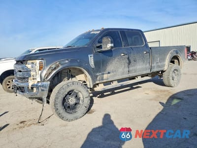 2018 FORD F250 SUPER DUTY 1FT7W2BT7JEC72730 - główne zdjęcie licytacji z USA - miniatura