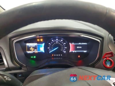 Zdjęcie 9 z 11 samochodu: 2020 FORD FUSION TITANIUM VIN:3FA6P0D96LR115436 - miniatura