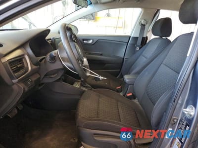 Zdjęcie 7 z 11 samochodu: 2019 KIA RIO S VIN:3KPA24AB6KE211817 - miniatura