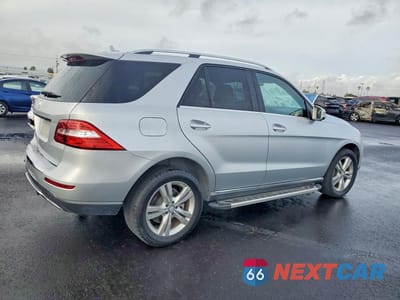 Trzecie zdjęcie samochodu z tyłu: 2015 MERCEDES-BENZ ML 350 VIN:4JGDA5JB3FA512460 - miniatura