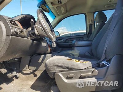 Zdjęcie 7 z 12 samochodu: 2007 CHEVROLET SUBURBAN C1500 VIN:3GNFC16067G173954 - miniatura
