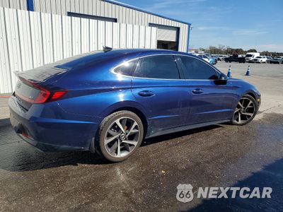 Trzecie zdjęcie samochodu z tyłu: 2022 HYUNDAI SONATA SEL PLUS VIN:5NPEJ4J21NH141745 - miniatura