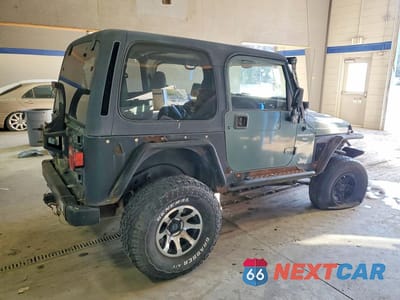 Trzecie zdjęcie samochodu z tyłu: 2000 JEEP WRANGLER / TJ SPORT VIN:1J4FA49S2YP710100 - miniatura