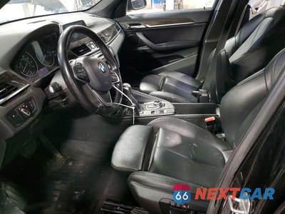 Zdjęcie 7 z 14 samochodu: 2018 BMW X1 XDRIVE28I VIN:WBXHT3C33J5F89783 - miniatura