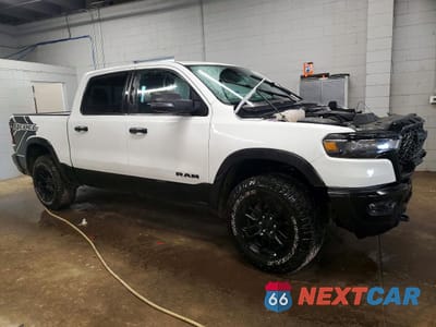 Czwarte zdjęcie samochodu z boku: 2026 RAM 1500 REBEL VIN:1C6SRFLP9TN264293 - miniatura