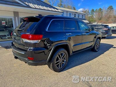 Czwarte zdjęcie samochodu z boku: 2019 JEEP GRAND CHEROKEE LIMITED VIN:1C4RJFBG1KC542016 - miniatura