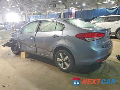 Drugie zdjęcie samochodu z przodu: 2018 KIA FORTE S VIN:3KPFL4A70JE175586 - miniatura