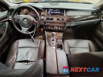 Zdjęcie 8 z 11 samochodu: 2015 BMW 528 XI VIN:WBA5A7C57FD628039 - miniatura