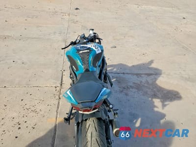 Zdjęcie 6 z 9 samochodu: 2021 KAWASAKI ZX636 K VIN:JKBZXJH14MA009604 - miniatura