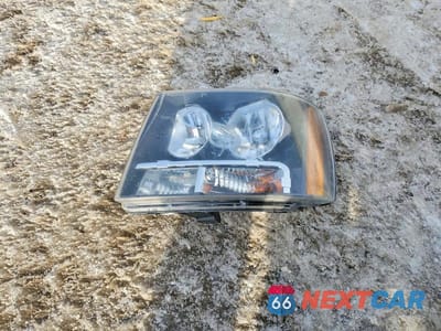 Zdjęcie 13 z 13 samochodu: 2014 CHEVROLET TAHOE K1500 LS VIN:1GNSKAE05ER184265 - miniatura