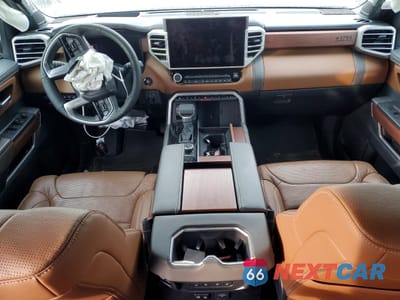 Zdjęcie 8 z 12 samochodu: 2025 TOYOTA TUNDRA CREWMAX PLATINUM VIN:5TFMA5DB3SX326358 - miniatura