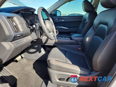 Zdjęcie 7 z 13 samochodu: 2024 NISSAN PATHFINDER SL VIN:5N1DR3CBXRC298585 - miniatura