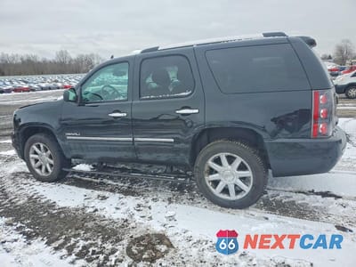 Drugie zdjęcie samochodu z przodu: 2014 GMC YUKON DENALI VIN:1GKS2EEF2ER210555 - miniatura