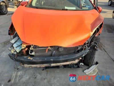 Zdjęcie 11 z 13 samochodu: 2013 TOYOTA PRIUS C VIN:JTDKDTB37D1034863 - miniatura