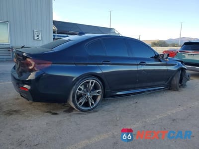 Trzecie zdjęcie samochodu z tyłu: 2019 BMW M550XI VIN:WBAJB9C52KB465023 - miniatura