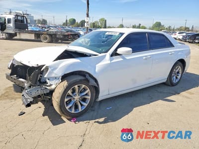 2021 CHRYSLER 300 TOURING 2C3CCAAG7MH609310 - główne zdjęcie licytacji z USA - miniatura