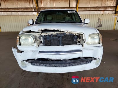 Piąte zdjęcie samochodu w środku: 2005 TOYOTA TUNDRA SR5 VIN:5TBET34165S492211 - miniatura