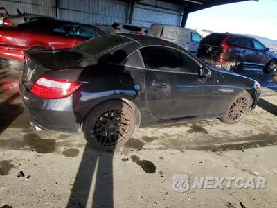 Trzecie zdjęcie samochodu z tyłu: 2012 MERCEDES-BENZ SLK 350 VIN:WDDPK5HA8CF012942 - miniatura