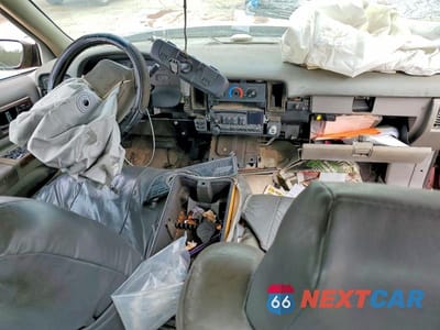 Zdjęcie 8 z 11 samochodu: 1996 CHEVROLET CAPRICE / IMPALA CLASSIC SS VIN:1G1BL52P7TR168699 - miniatura