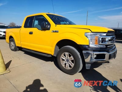 Czwarte zdjęcie samochodu z boku: 2018 FORD F150 SUPER CAB VIN:1FTEX1EP8JKE87712 - miniatura