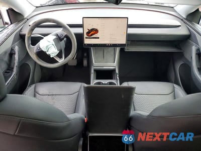 Zdjęcie 8 z 14 samochodu: 2026 TESLA MODEL Y VIN:7SAYGDEE8TF426702 - miniatura