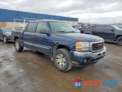 Czwarte zdjęcie samochodu z boku: 2005 GMC NEW SIERRA K1500 VIN:2GTEK13T751400631 - miniatura