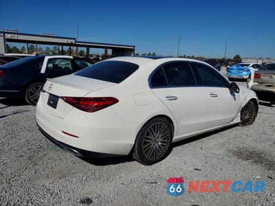 Trzecie zdjęcie samochodu z tyłu: 2022 MERCEDES-BENZ C 300 VIN:W1KAF4GB8NR057511 - miniatura