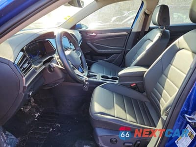 Zdjęcie 7 z 13 samochodu: 2024 VOLKSWAGEN JETTA SE VIN:3VW7M7BU5RM014835 - miniatura