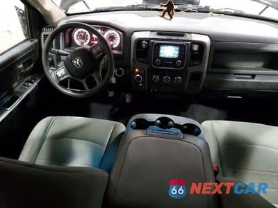 Zdjęcie 8 z 12 samochodu: 2018 RAM TRUCKS 1500 ST VIN:1C6RR7KT0JS314452 - miniatura